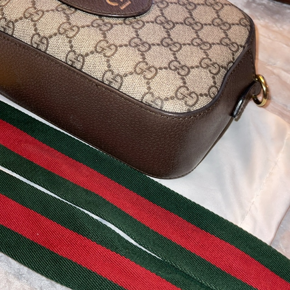 ❤️SOLD❤️Gucci neo vintage camera bag preloved great condition comes with strap - Picture 6 of 13